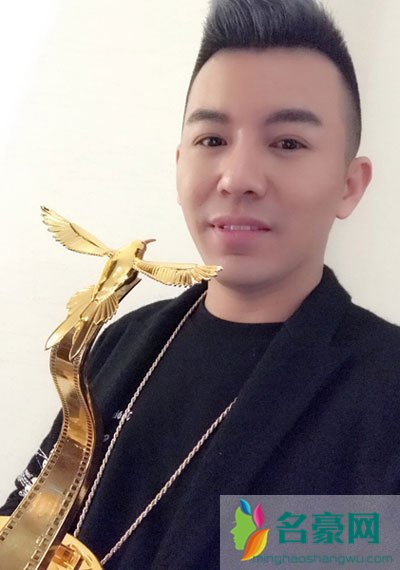 yy天佑和老利连麦对骂 利哥和天佑谁厉害谁有实力