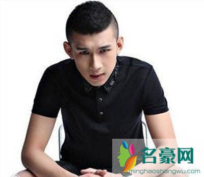 yy天佑和老利连麦对骂 利哥和天佑谁厉害谁有实力