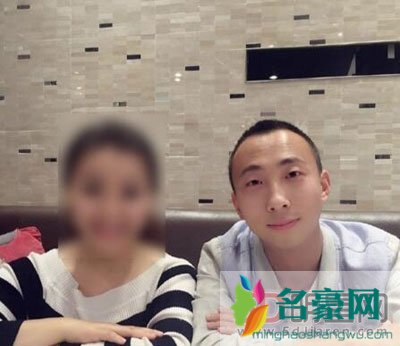 冯巩有几个孩子 还是喜欢冯巩绝对有幽默感的男人
