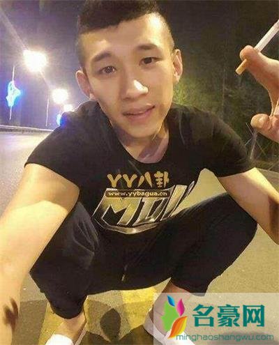 快手上的豪车第一人是谁 快手拍豪车的是什么总