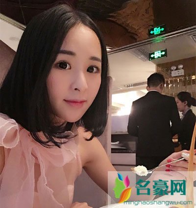 快手真真姐真实姓名资料 真真姐都让谁睡过/是鸡吗