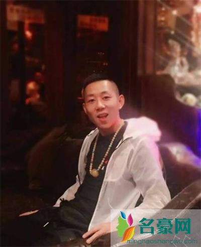 王小源被快手永久封号原因揭秘 王小源以前是干什么的