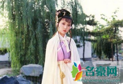 贾宝玉知道薛宝钗是鬼? 宝玉到底是喜欢林黛玉腹有诗书气自华