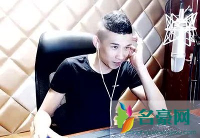 yy一人哥为什么退网 一人哥对天佑的评价