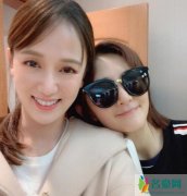 谢娜为陈乔恩庆生 谢娜陈乔恩对着镜头甜笑十分有