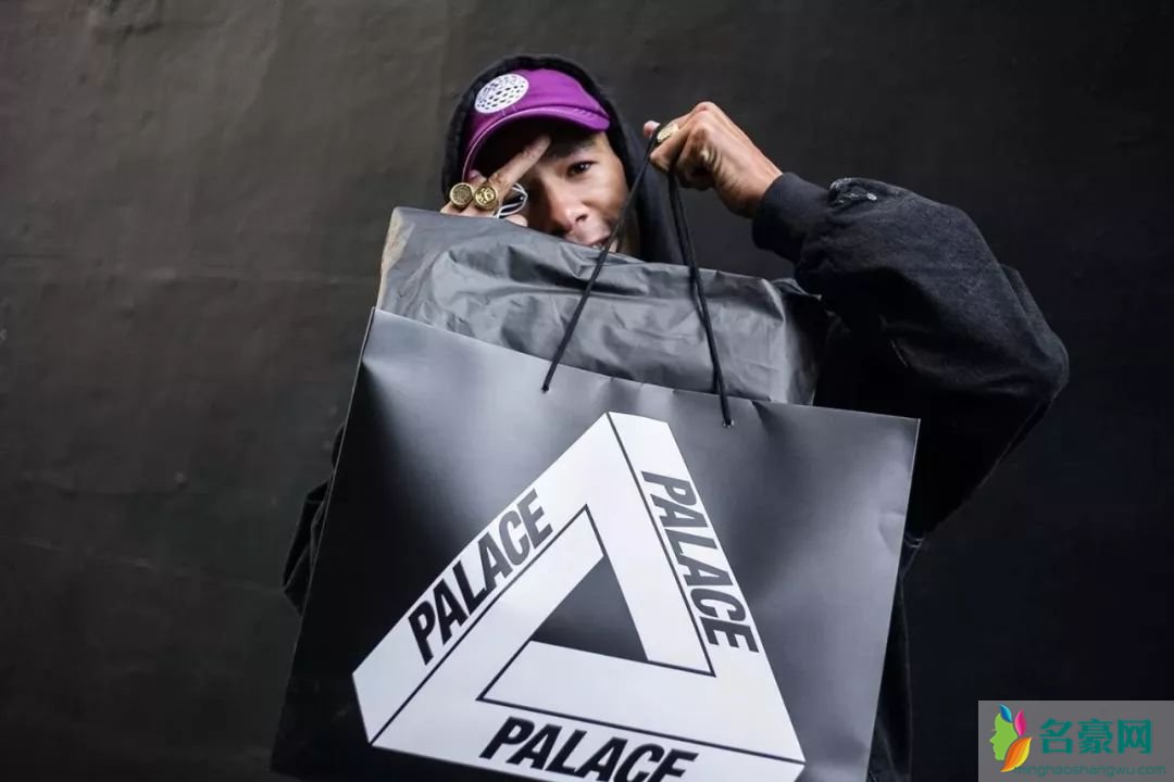 Supreme和Palace哪个好 Palace会超越Supreme吗