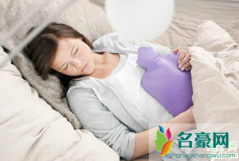 孕妇晚上睡觉翻来覆去会脐带绕颈吗 孕期睡姿别太随意了!3