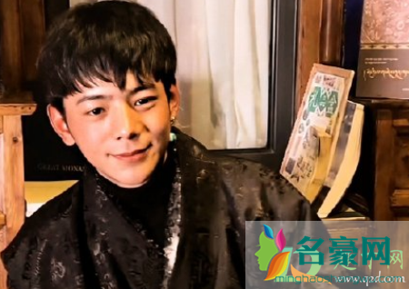 丁真用苹果12pro是人设崩了吗1