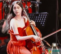欧阳娜娜肩带滑落 演奏过程淡定反应机智被网友大