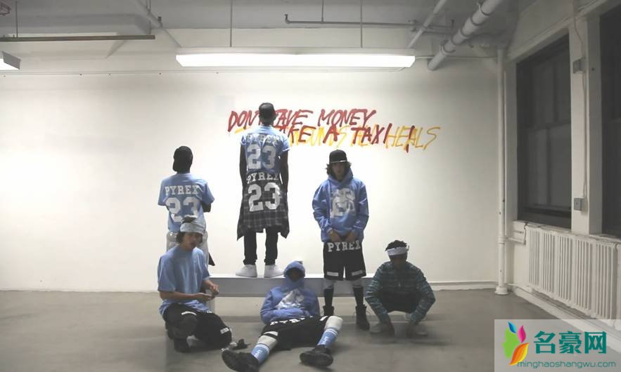 OFF WHITE “For All” 是什么品牌 OFF WHITE “For All” 的衣服贵吗