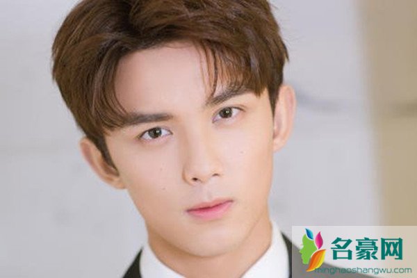 女生对我忽冷忽热怎么办 女生对我忽冷忽热是什么意思