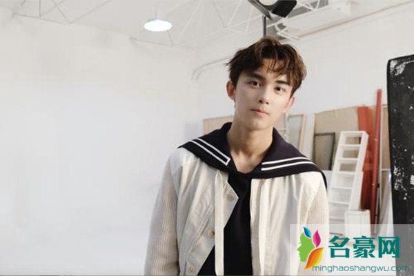 对男朋友要求高好吗 女生应该要求男生为自己改变吗