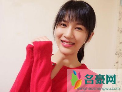 papi酱大尺度不带胸罩视频事件 papi酱黑历史曝光