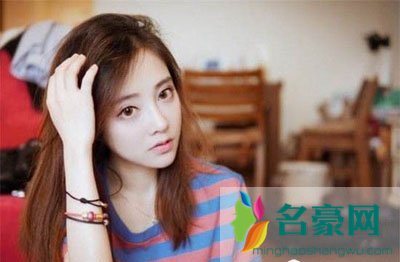 ＂冯提莫160万一炮打赏事件真假揭秘 伴随的＂＂吃精门＂＂又是怎么一回事＂