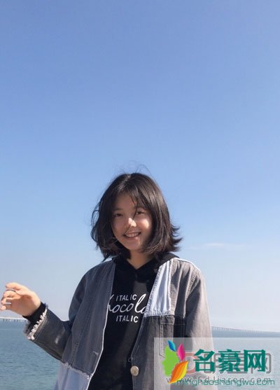 赵今麦的小屁股发育了吗 比关晓彤更好看萌萌哒少女