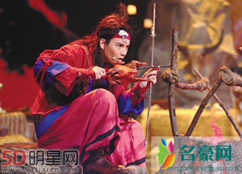 胡先煦张子枫亲吻照片 胡先煦可惜个子不够高演技很好
