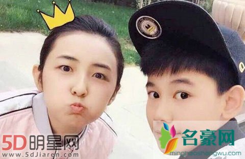 胡先煦张子枫亲吻照片 胡先煦可惜个子不够高演技很好