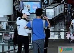 张柏芝携俩儿子出游 母子三人其乐融融的画面很温