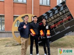 张艺谋儿子获奖 网友：张壹男越长越帅气了