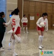 李宇春女排造型 从霸道女总裁转变成美少女