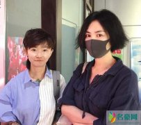 王菲大方与粉丝合影 并透露没有开演唱会计划