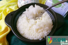 蒸米饭发硬是怎么回事 蒸米饭的秘诀
