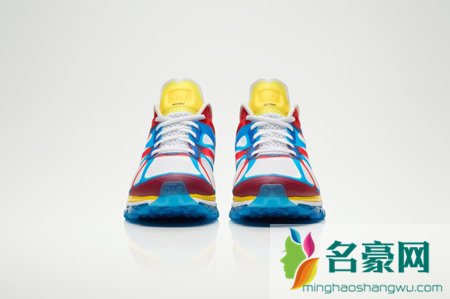 air max和zoom哪个好 耐克跑鞋哪个系列好