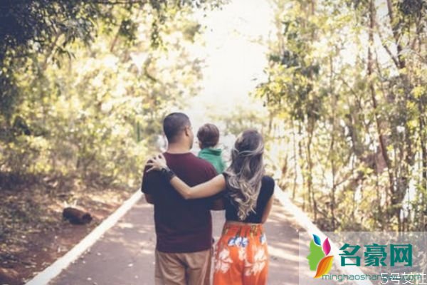 和老婆打架了怎么去哄 打了老婆怎么道歉