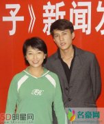 江珊和靳东的孩子有过吗 这么帅气优秀的男人咋就