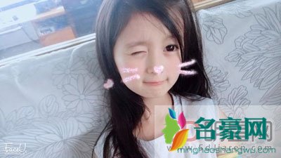 裴佳欣的爸爸裴子添吗 出名要趁早其他的都靠边站