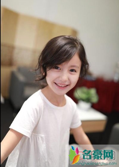 裴佳欣的爸爸裴子添吗 出名要趁早其他的都靠边站