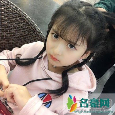 裴佳欣的爸爸裴子添吗 出名要趁早其他的都靠边站