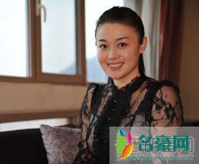 关婷娜喜剧人晃奶动图 这女的从来没瘦过就是肥胖体质形的奶牛