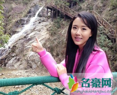 颜丹晨和苏有朋的孩子什么梗 咋听说颜丹晨是钟汉良老婆