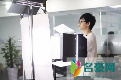 主播陈子豪一年能赚多少钱 陈子豪是怎么出名的