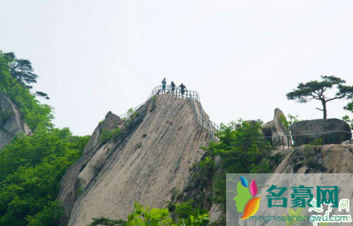 丹东凤凰山要爬几个小时 ​丹东凤凰山爬山的路好走吗3