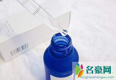 takami小蓝瓶是去角质的吗 takami小蓝瓶使用方法3