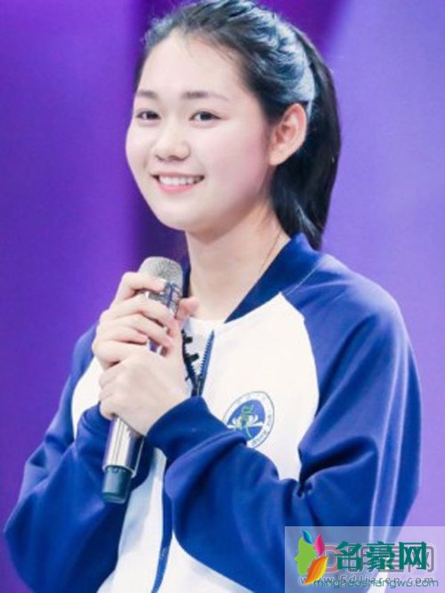 段奥娟爸爸怎么了 作为路人觉得段奥娟越看越美越来越瘦
