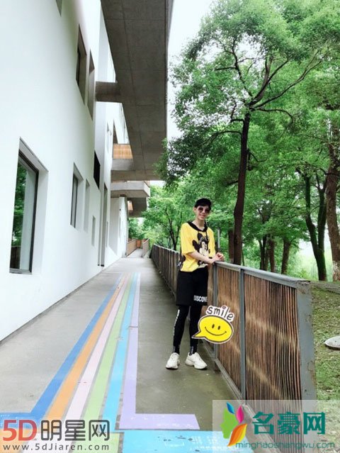 黄天崎几年级了 很好奇这些小童星是怎么进入演艺圈的