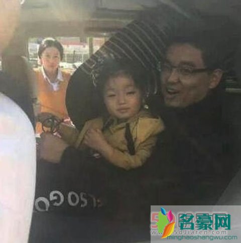 阿拉蕾上节目竟是为了养弟弟 活捉一枚长大后的阿拉蕾