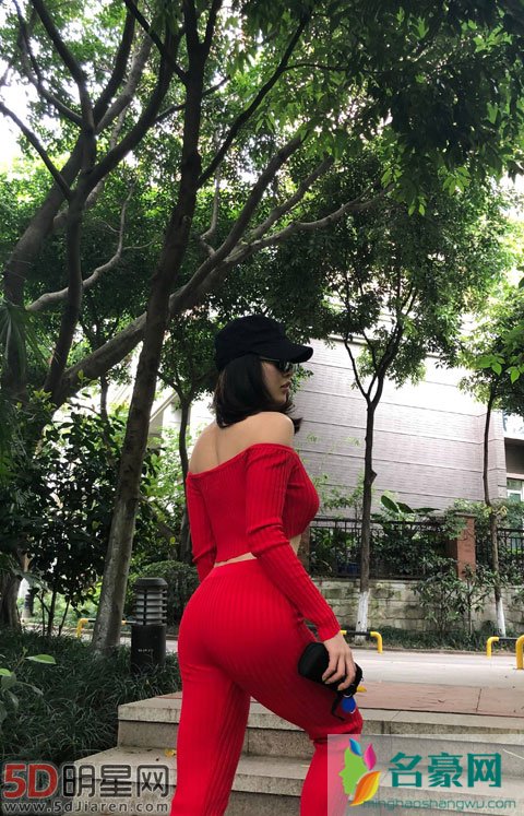 刘强东性侵大学生真的吗 留学生都这样的吗?浓妆艳抹就不是一般女人