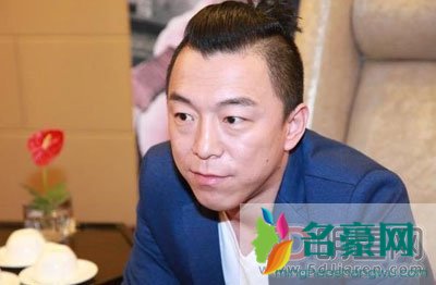 黄渤金马奖主持全程 他的情商智商是我这辈子都无法触及的