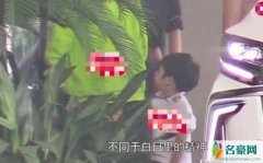 小海绵接机baby 2岁小海绵不吵不闹十分乖巧
