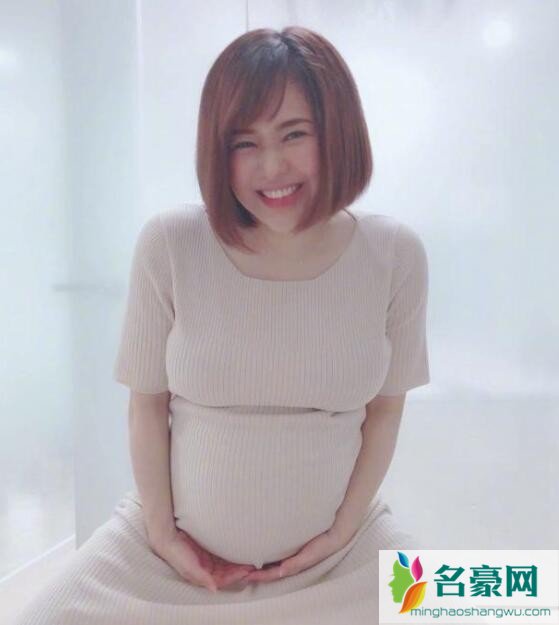 苍井空照片