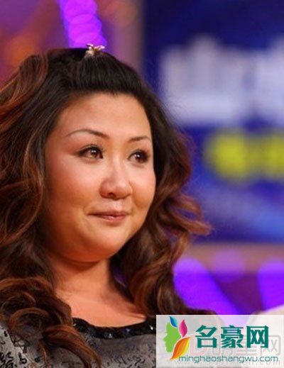 郭德纲有几任妻子 老郭有情有义患难夫妻不能弃