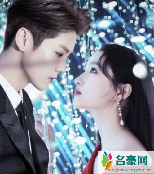 关晓彤为鹿晗庆生 鹿晗和关晓彤什么时候公布的恋情