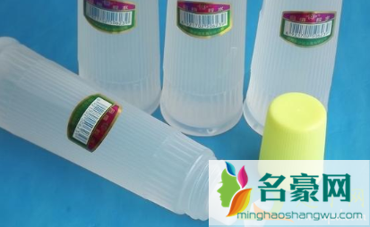 丙酮可以清洗胶水残留吗4