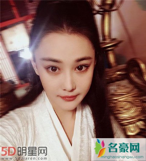 张馨予八卦黑历史 军人老公应该没那么大度量看着老婆跟别人亲亲我我甚至床戏吧