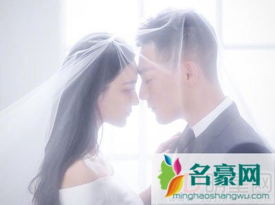 张馨予老公何捷背景资料 真怕有军嫂这个令人尊敬的称呼被人蒙了尘啊