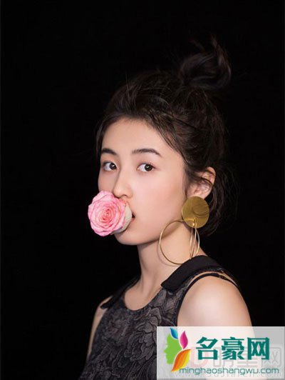 张子枫真实身高多高 是17岁该有的样子不整容自然美